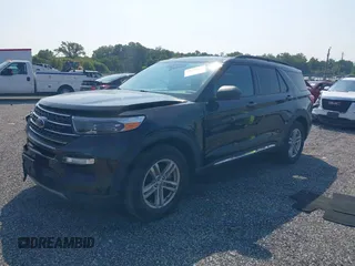2020 Ford Explorer XLT with VIN 1FMSK7DH2LGB61436, listed as a IAAI auction lot 40177724 with 76,636 mi miles. Bid and sale history available at carsss.com. Image 2.