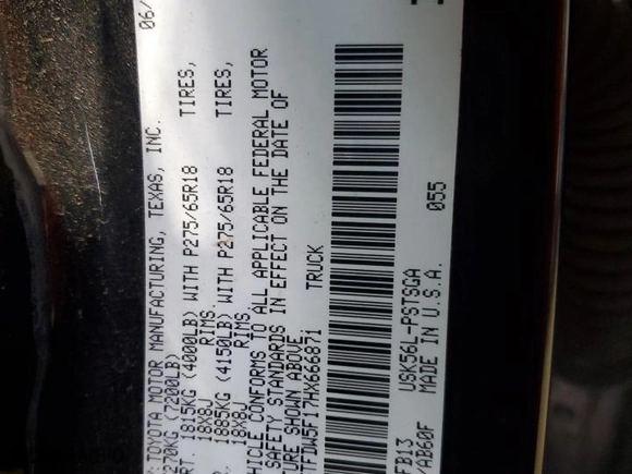 2017 Toyota Tundra 4WD SR5 with VIN 5TFDW5F17HX666871, listed as a Copart auction lot 42829645 with 132,183 mi miles and Salvage Title. Bid and sale history available at carsss.com. Image 14.