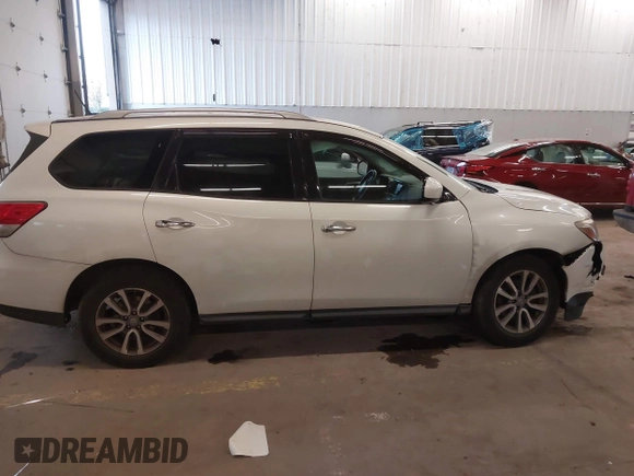 2013 Nissan Pathfinder SV with VIN 5N1AR2MM3DC630940, listed as a IAAI auction lot 41862145 with 126,472 mi miles. Bid and sale history available at carsss.com. Image 13.