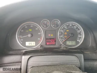 2003 Volkswagen Passat GLX with VIN WVWRH63B63E304098, listed as a Copart auction lot 71213254 with 41,925 mi miles and Salvage Title. Bid and sale history available at carsss.com. Image 9.