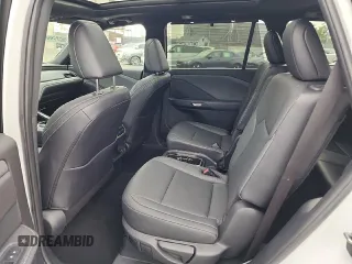 2024 Lexus TX 350 с VIN 5TDAAAB66RS005464, выставлен на аукционе Copart как лот 71789984 с пробегом 10 445 миль миль и Списание • Salvage title. История ставок и продаж доступна на DreamBid. Изображение 12.