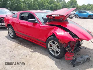 2013 Ford Mustang V6 with VIN 1ZVBP8AMXD5238478, listed as a IAAI auction lot 42445376 with Not provided miles and . Bid and sale history available at DreamBid. Image 1.