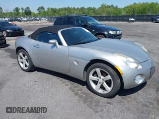 2008 Pontiac Solstice with VIN 1G2MB35B08Y120566, listed as a IAAI auction lot 42028349 with 44,539 mi miles. Bid and sale history available at carsss.com. Image 1.