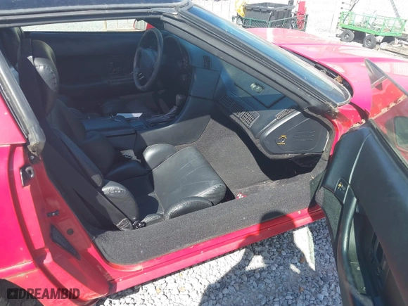 1992 Chevrolet Corvette with VIN 1G1YY23P6N5107198, listed as a IAAI auction lot 41881152 with 90,395 mi miles. Bid and sale history available at carsss.com. Image 5.
