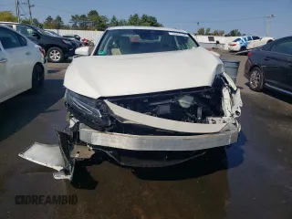 2018 Honda Clarity Plug-In Hybrid Touring with VIN JHMZC5F36JC005893, listed as a Copart auction lot 71315744 with 74,609 mi miles and Salvage Title. Bid and sale history available at carsss.com. Image 5.