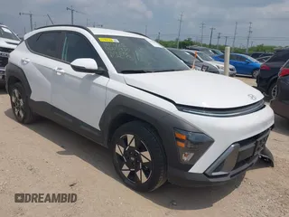 2025 Hyundai Kona SEL with VIN KM8HBCAB6SU204372, listed as a IAAI auction lot 42171002 with 10,977 mi miles and . Bid and sale history available at carsss.com. Image 1.