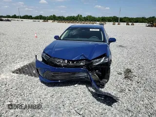 2025 Toyota Camry LE with VIN 4T1DAACK0SU075581, listed as a Copart auction lot 54570525 with 2,329 mi miles and Non Repairable. Bid and sale history available at DreamBid. Image 13.