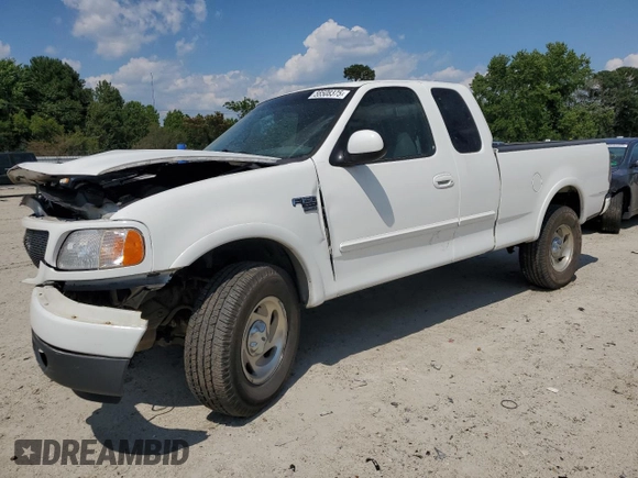2000 Ford F-150 XL z VIN 1FTRX18L0YNA65615, wystawiony jako Copart lot #58508375 z przebiegiem Nie podano mil oraz Szkoda całkowita • Salvage title. Historia ofert i sprzedaży dostępna na DreamBid. Obrazek 1.