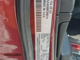 2021 Jeep Grand Cherokee Laredo E z VIN 1C4RJEAG8MC595214, wystawiony jako Copart lot #54223475 z przebiegiem 40 467 mil mil oraz Szkody całkowita. Historia ofert i sprzedaży dostępna na DreamBid. Obrazek 14.