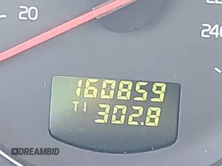 2010 Volvo XC90 I6 с VIN YV4982CZ3A1545799, выставлен на аукционе IAAI как лот 42298055 с пробегом 160 859 миль миль и . История ставок и продаж доступна на DreamBid. Изображение 15.