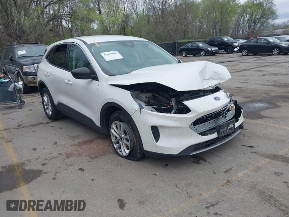 2022 Ford Escape SE with VIN 1FMCU9G61NUA61028, listed as a IAAI auction lot 41918905 with Not Provided miles and . Bid and sale history available at carsss.com. Image 1.