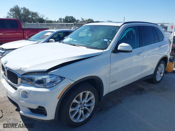 2016 BMW X5 xDrive35i with VIN 5UXKR0C56G0P34365, listed as a IAAI auction lot 41588869 with 105,250 mi miles. Bid and sale history available at carsss.com. Image 2.