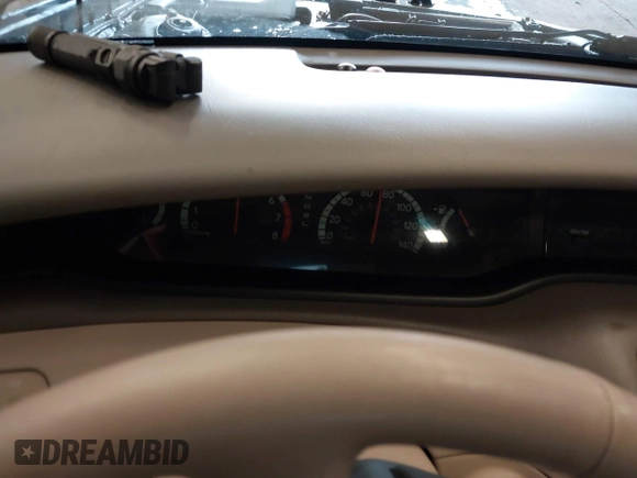 2000 Toyota Avalon XL with VIN 4T1BF28B9YU111753, listed as a IAAI auction lot 41243138 with 113,324 mi miles and . Bid and sale history available at DreamBid. Image 7.