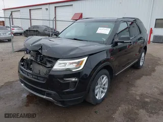 2018 Ford Explorer XLT with VIN 1FM5K7D8XJGA19202, listed as a IAAI auction lot 41211513 with NaN miles. Bid and sale history available at carsss.com. Image 17.