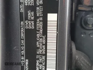 2010 Volvo S40 R-Design with VIN YV1672MH2A2511808, listed as a Copart auction lot 47414725 with 101,389 mi miles and Salvage Title. Bid and sale history available at carsss.com. Image 12.