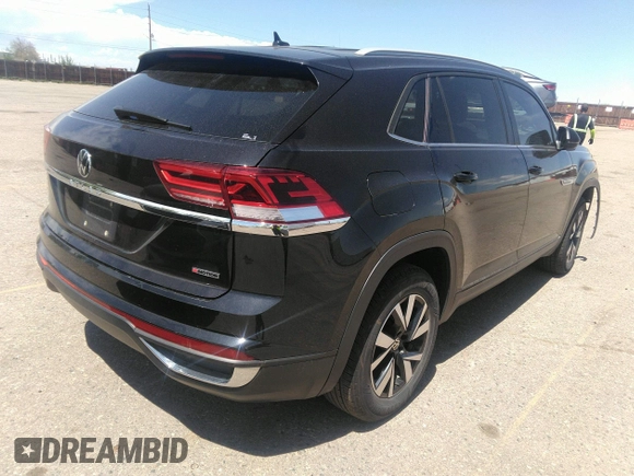 2022 Volkswagen Atlas SE with VIN 1V2LC2CA6NC224124, listed as a IAAI auction lot 42153826 with 49,551 mi miles and . Bid and sale history available at DreamBid. Image 4.