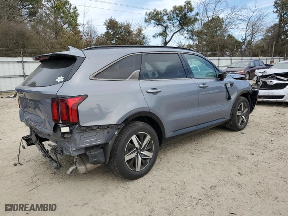 2021 Kia Sorento S with VIN 5XYRL4LC2MG017510, listed as a Copart auction lot 47352785 with 50,609 mi miles and Salvage Title. Bid and sale history available at carsss.com. Image 3.
