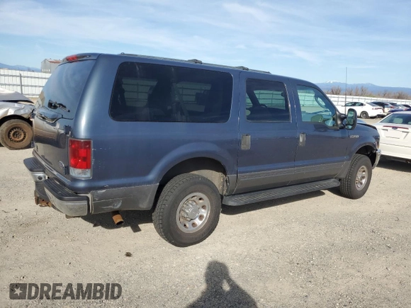 2003 Ford Excursion XLT with VIN 1FMNU41SX3EA99432, listed as a Copart auction lot 46839865 with 241,831 mi miles and Salvage title. Bid and sale history available at DreamBid. Image 3.