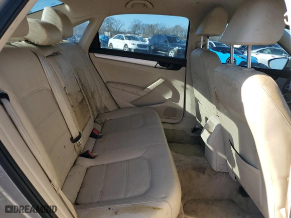 2012 Volkswagen Passat SE with VIN 1VWBH7A30CC067572, listed as a Copart auction lot 87018124 with 191,468 mi miles and Salvage Title. Bid and sale history available at carsss.com. Image 10.