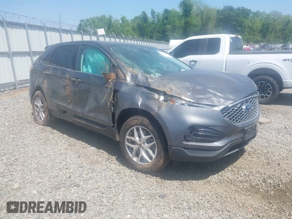 2023 Ford Edge SEL z VIN 2FMPK4J97PBA31506, wystawiony jako IAAI lot #42071208 z przebiegiem 50 458 mil mil oraz . Historia ofert i sprzedaży dostępna na DreamBid. Obrazek 1.