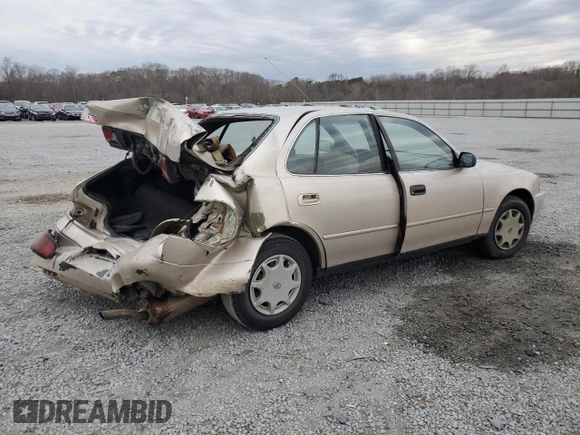 1996 Toyota Camry DX with VIN 4T1BG12K2TU662504, listed as a Copart auction lot 46255245 with 268,817 mi miles and Salvage Title. Bid and sale history available at carsss.com. Image 3.