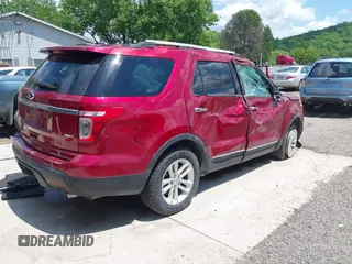 2013 Ford Explorer XLT z VIN 1FM5K8D8XDGC59246, wystawiony jako IAAI lot #42252237 z przebiegiem 230 486 mil mil oraz . Historia ofert i sprzedaży dostępna na DreamBid. Obrazek 4.