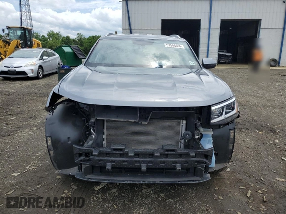 2021 Volkswagen Atlas SE with VIN 1V2LC2CAXMC208572, listed as a Copart auction lot 57548694 with 39,183 mi miles and Salvage title. Bid and sale history available at DreamBid. Image 5.