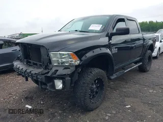 2014 Ram 1500 Express z VIN 1C6RR7KT9ES162080, wystawiony jako IAAI lot #42236759 z przebiegiem 147 216 mil mil oraz . Historia ofert i sprzedaży dostępna na DreamBid. Obrazek 21.