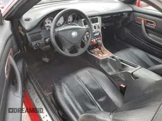 2003 Mercedes-Benz SLK 320 z VIN WDBKK65F93F271366, wystawiony jako Copart lot #81280154 z przebiegiem 186 333 mil mil oraz Szkoda całkowita • Salvage title. Historia ofert i sprzedaży dostępna na DreamBid. Obrazek 8.