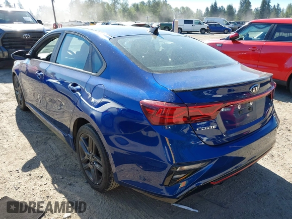 2021 Kia Forte GT-Line z VIN 3KPF34AD5ME408680, wystawiony jako IAAI lot #42442538 z przebiegiem 42 231 mil mil oraz . Historia ofert i sprzedaży dostępna na DreamBid. Obrazek 3.