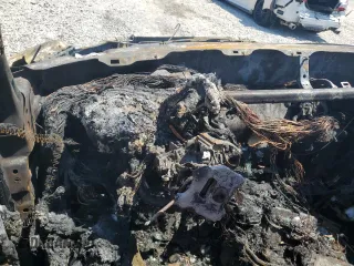 2003 Ford F-150 XL z VIN 2FTRF17W53CA11627, wystawiony jako Copart lot #53781405 z przebiegiem Nie podano mil oraz Szkoda całkowita • Salvage title. Historia ofert i sprzedaży dostępna na DreamBid. Obrazek 9.