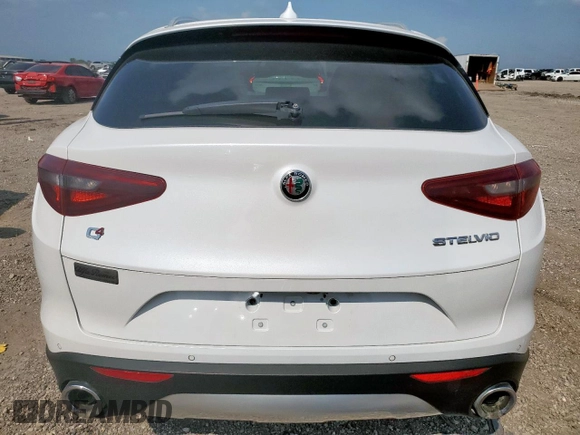2018 Alfa Romeo Stelvio Ti z VIN ZASFAKBN9J7B76119, wystawiony jako Copart lot #57580225 z przebiegiem 111 851 mil mil oraz Czysty tytuł • Clean title. Historia ofert i sprzedaży dostępna na DreamBid. Obrazek 6.