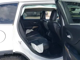 2017 Jeep Cherokee Limited с VIN 1C4PJMDB3HD227220, выставлен на аукционе IAAI как лот 42263278 с пробегом 138 052 миль миль и . История ставок и продаж доступна на DreamBid. Изображение 8.