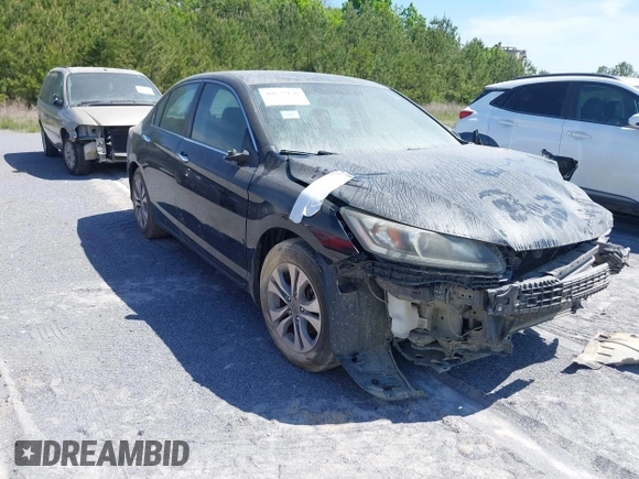2015 Honda Accord LX with VIN 1HGCR2F32FA013367, listed as a IAAI auction lot 40872176 with 170,000 mi miles and . Bid and sale history available at carsss.com. Image 1.