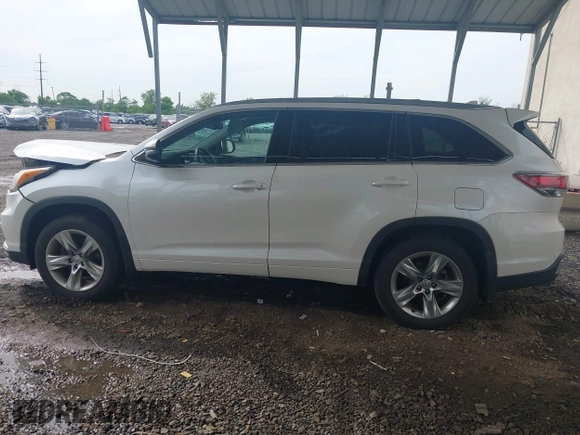 2015 Toyota Highlander Limited with VIN 5TDDKRFH5FS074839, listed as a IAAI auction lot 42280474 with 90,178 mi miles and . Bid and sale history available at DreamBid. Image 14.