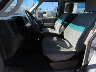 2003 Volkswagen EuroVan MV with VIN WV2NB47003H003033, listed as a Copart auction lot 47059195 with 164,173 mi miles and Clean Title. Bid and sale history available at DreamBid. Image 9.