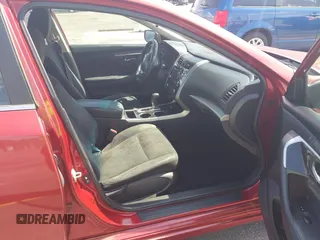 2014 Nissan Altima S with VIN 1N4AL3AP1EC266793, listed as a IAAI auction lot 41896314 with 265,087 mi miles and . Bid and sale history available at carsss.com. Image 5.