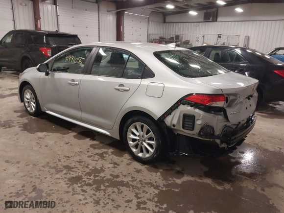 2021 Toyota Corolla LE with VIN 5YFVPMAE2MP233957, listed as a IAAI auction lot 41941056 with 49,256 mi miles. Bid and sale history available at carsss.com. Image 3.