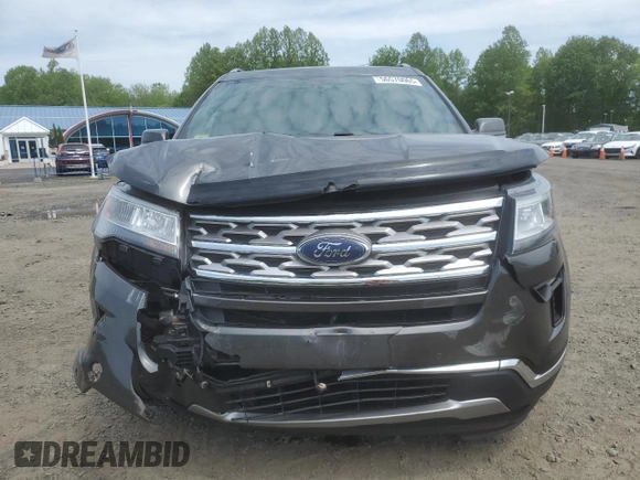 2018 Ford Explorer Limited z VIN 1FM5K8F85JGA20325, wystawiony jako Copart lot #56570065 z przebiegiem 134 860 mil mil oraz Szkoda całkowita • Salvage title. Historia ofert i sprzedaży dostępna na DreamBid. Obrazek 5.