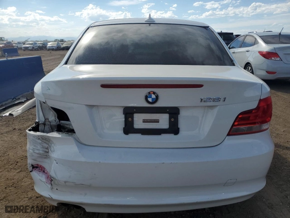 2012 BMW 1 Series 128i with VIN WBAUP7C52CVP22295, listed as a Copart auction lot 69062424 with 39,321 mi miles and Salvage Title. Bid and sale history available at carsss.com. Image 6.