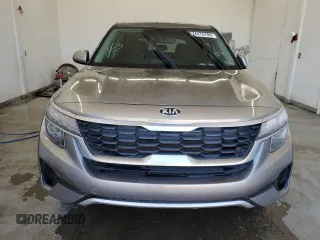 2021 Kia Seltos LX z VIN KNDEPCAA5M7131223, wystawiony jako Copart lot #74476704 z przebiegiem 48 983 mil mil oraz Szkoda całkowita • Salvage title. Historia ofert i sprzedaży dostępna na DreamBid. Obrazek 5.