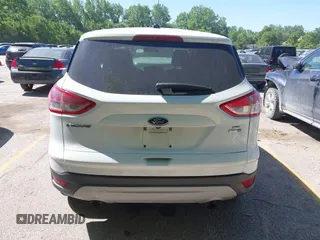 2016 Ford Escape SE z VIN 1FMCU9GX1GUC67851, wystawiony jako IAAI lot #42283011 z przebiegiem 134 458 mil mil oraz . Historia ofert i sprzedaży dostępna na DreamBid. Obrazek 16.