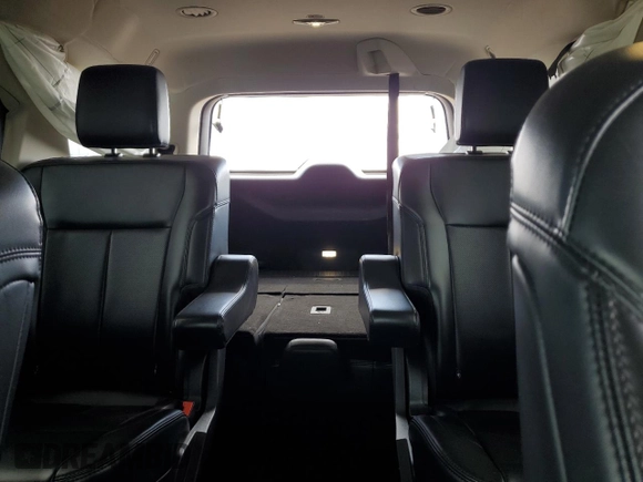 2024 Ford Expedition XLT with VIN 1FMJU1J89REA24859, listed as a Copart auction lot 53959425 with 42,684 mi miles and Salvage title. Bid and sale history available at DreamBid. Image 10.
