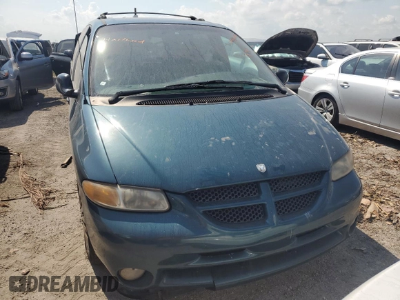 2000 Dodge Caravan SE with VIN 2B4GP45G9YR667980, listed as a Copart auction lot 76298204 with Not Provided miles and Salvage Title. Bid and sale history available at carsss.com. Image 5.