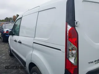 2020 Ford Transit Connect XL with VIN NM0LS6E75L1437794, listed as a IAAI auction lot 40646552 with 74,143 mi miles and . Bid and sale history available at DreamBid. Image 13.