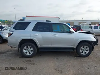 2021 Toyota 4Runner SR5 with VIN JTEMU5JR1M5937878, listed as a IAAI auction lot 42130560 with 85,547 mi miles and . Bid and sale history available at DreamBid. Image 14.