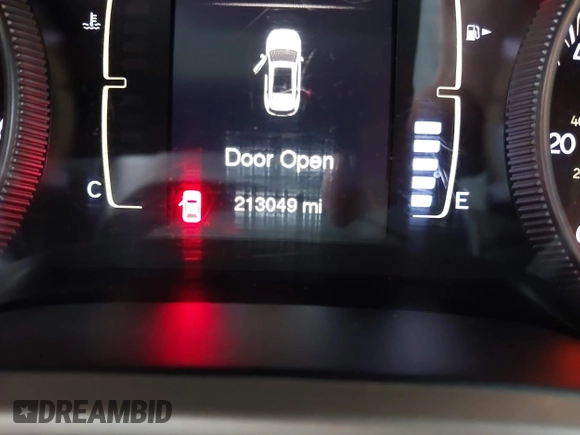2015 Jeep Cherokee Latitude with VIN 1C4PJLCB0FW761871, listed as a IAAI auction lot 42099336 with 213,049 mi miles and . Bid and sale history available at DreamBid. Image 16.