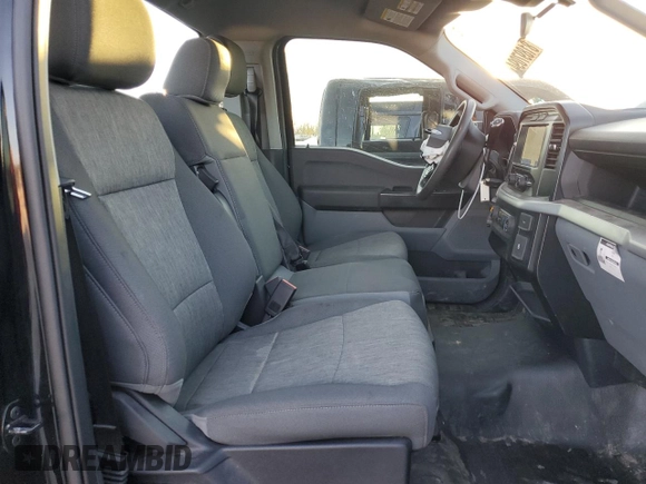 2022 Ford F-150 XL with VIN 1FTMF1E52NKE30280, listed as a Copart auction lot 81897094 with 61,210 mi miles and Salvage Title. Bid and sale history available at DreamBid. Image 10.