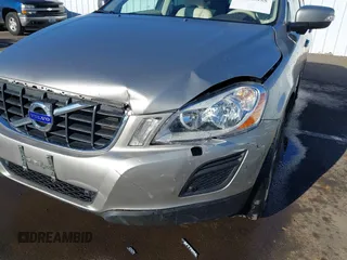 2012 Volvo XC60 3.0L с VIN YV4902DZ1C2293876, выставлен на аукционе IAAI как лот 41415355 с пробегом 48 620 миль миль и . История ставок и продаж доступна на DreamBid. Изображение 6.