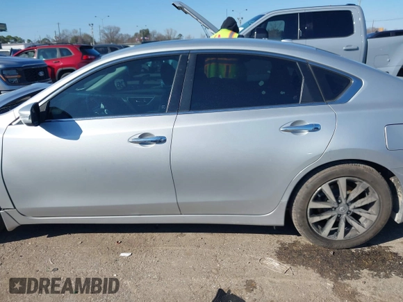 2018 Nissan Altima 2.5 S with VIN 1N4AL3AP0JC140855, listed as a IAAI auction lot 41633820 with 102,716 mi miles. Bid and sale history available at carsss.com. Image 14.